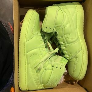 Nike Air Jordan 1 X Billie Ellish KO SP Lime Green M size 11.5 WM size 13